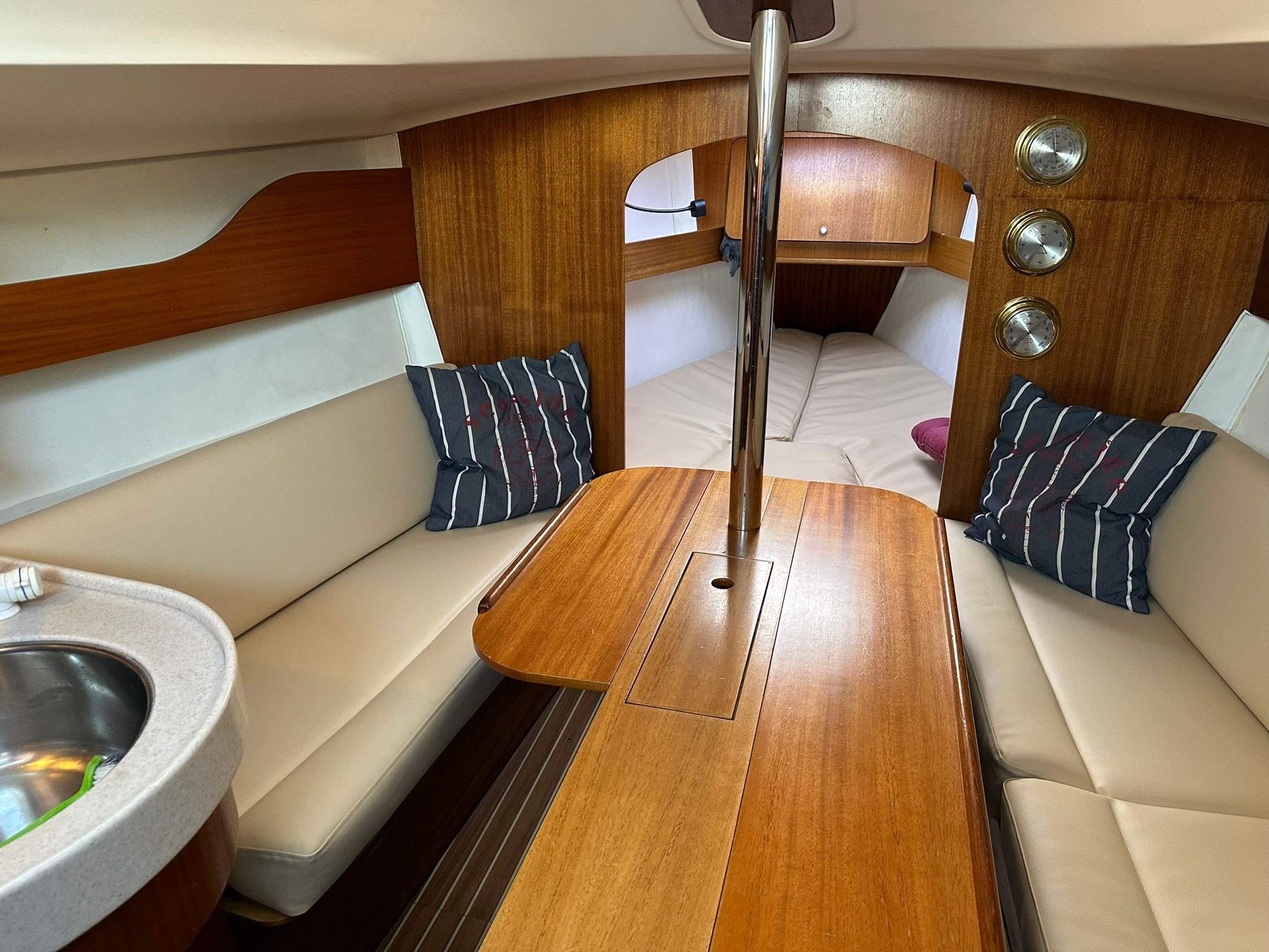 Delphia 28 | Midsummer