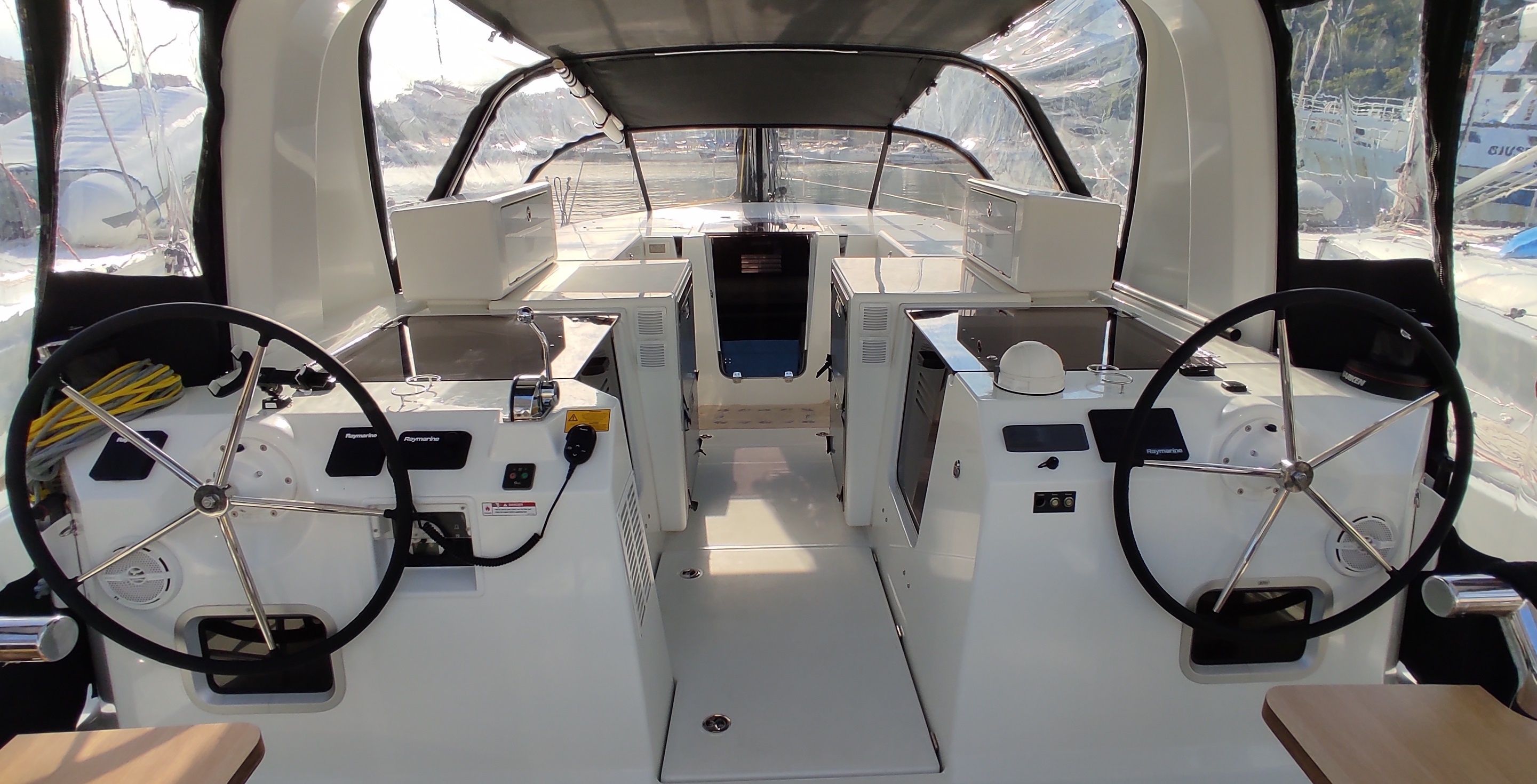 Jeanneau Sun Loft 47 | Granmasti