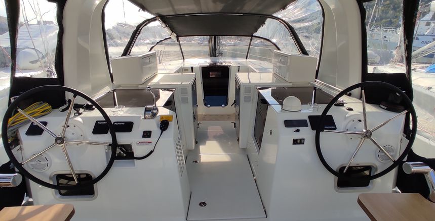 Jeanneau Sun Loft 47 | Granmasti