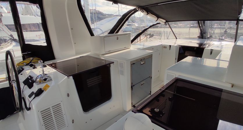 Jeanneau Sun Loft 47 | Granmasti