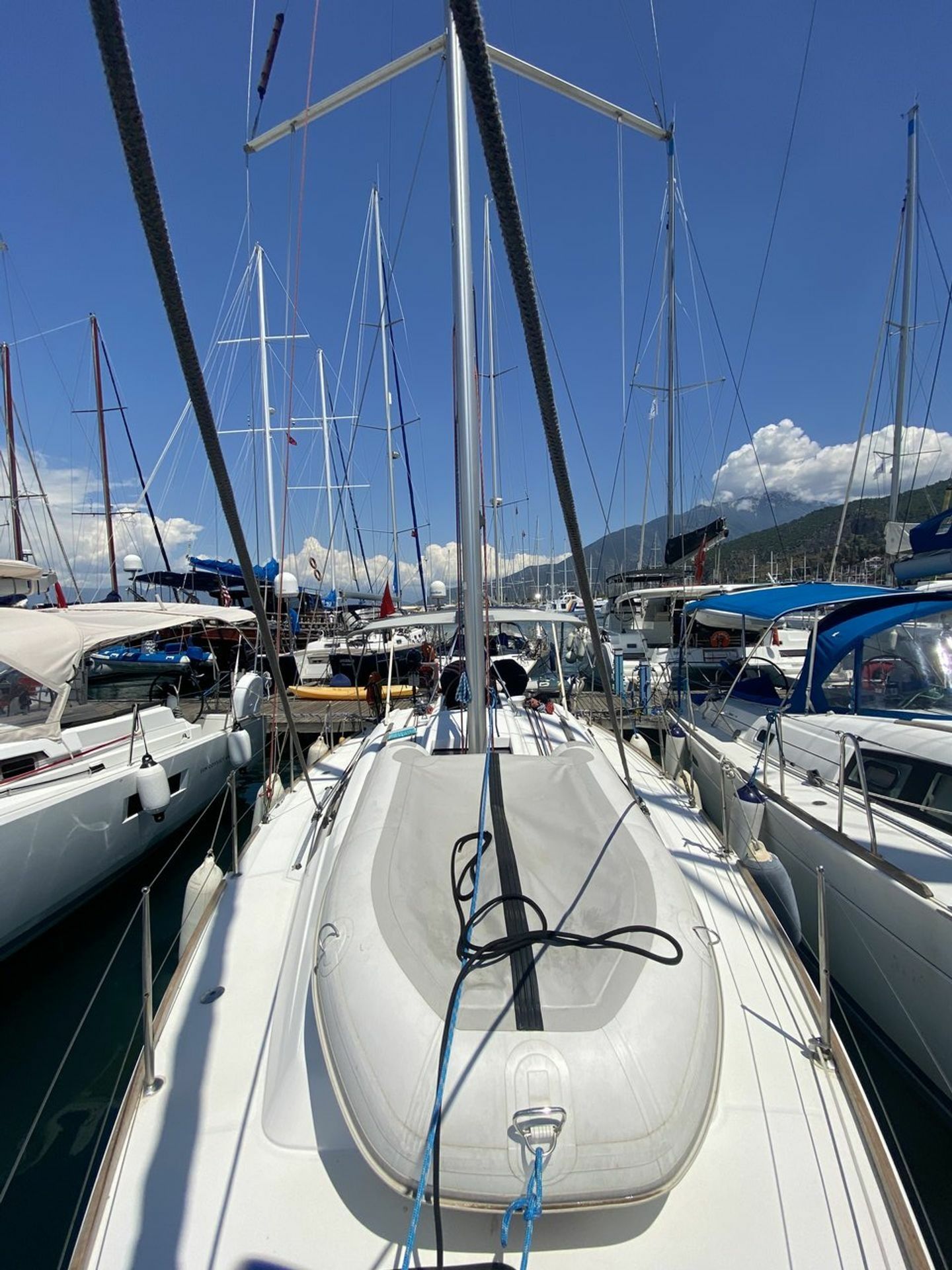 Beneteau Oceanis 34 | Aquamarine