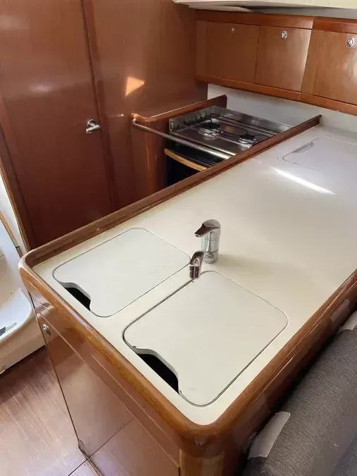Beneteau Oceanis 34 | Aquamarine
