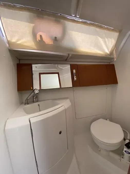 Beneteau Oceanis 34 | Aquamarine