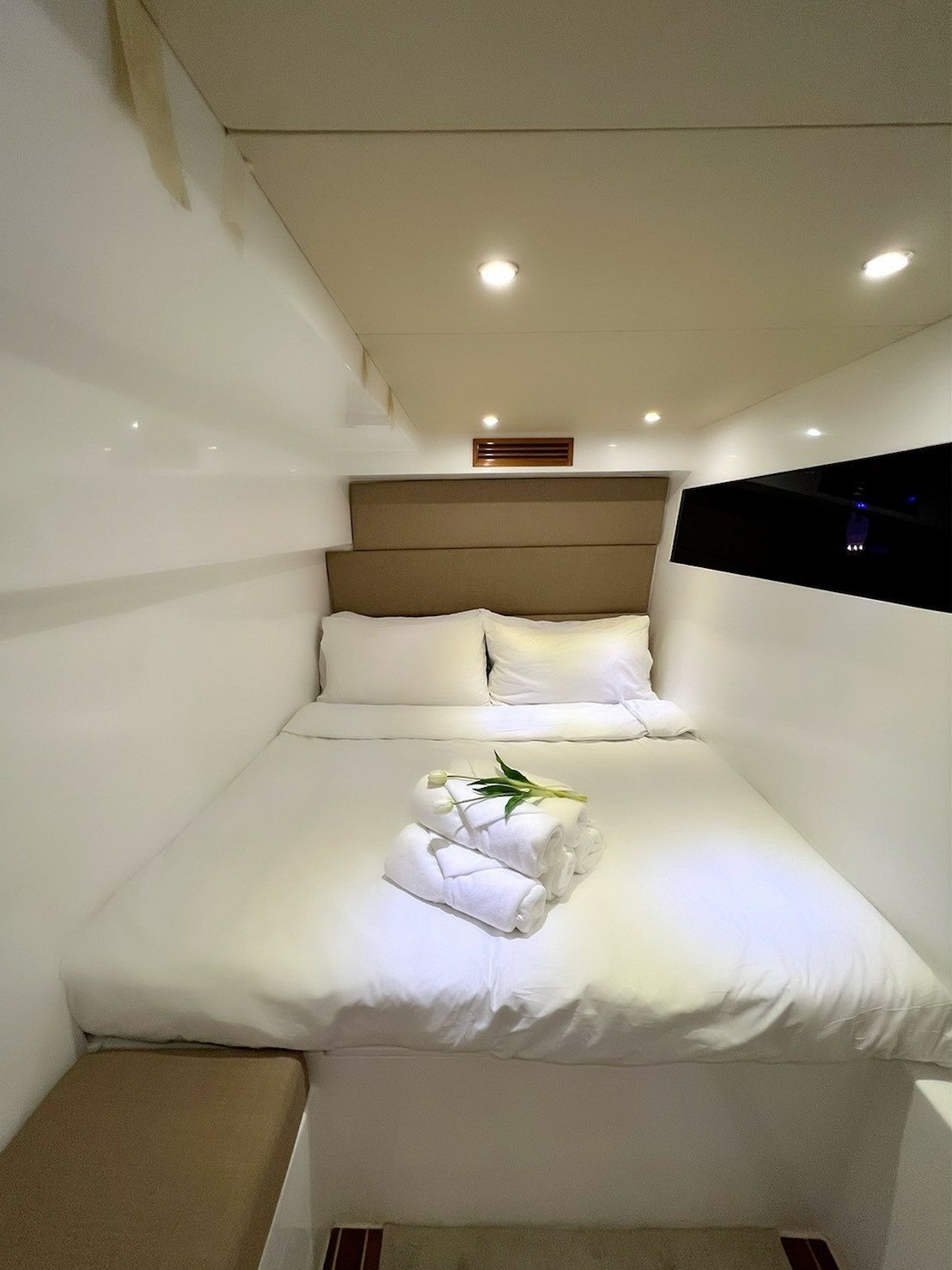 Custom Built 55 | Grand Yacht