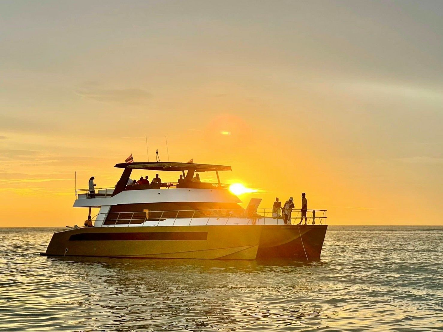 Custom Built 55 | Grand Yacht