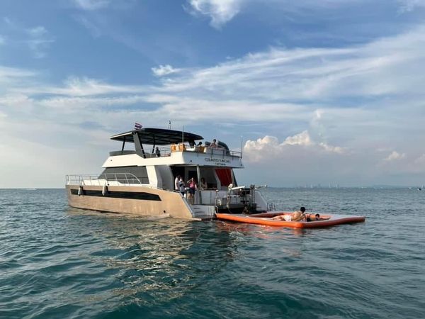 Custom Built 55 | Grand Yacht