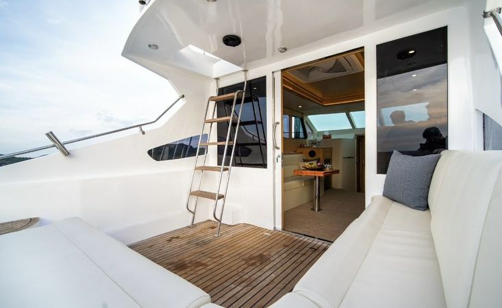 Custom Built 49 | Arrow