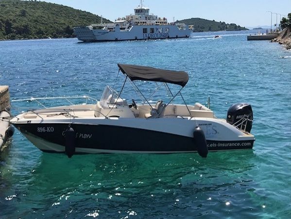 Quicksilver 675 | Life Is Now