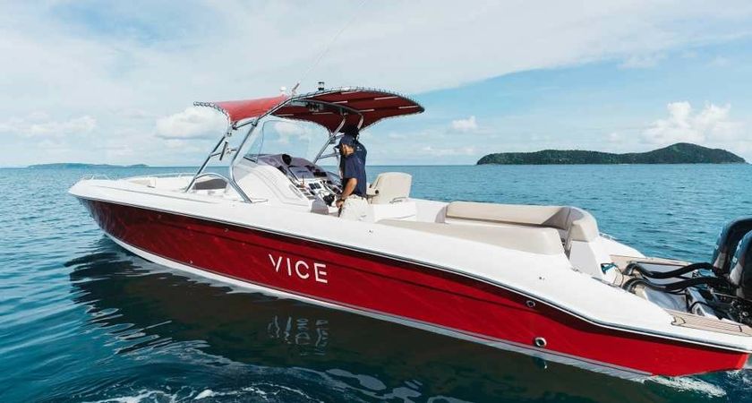 Al Dhaen 38 Sport Cruiser | Vice