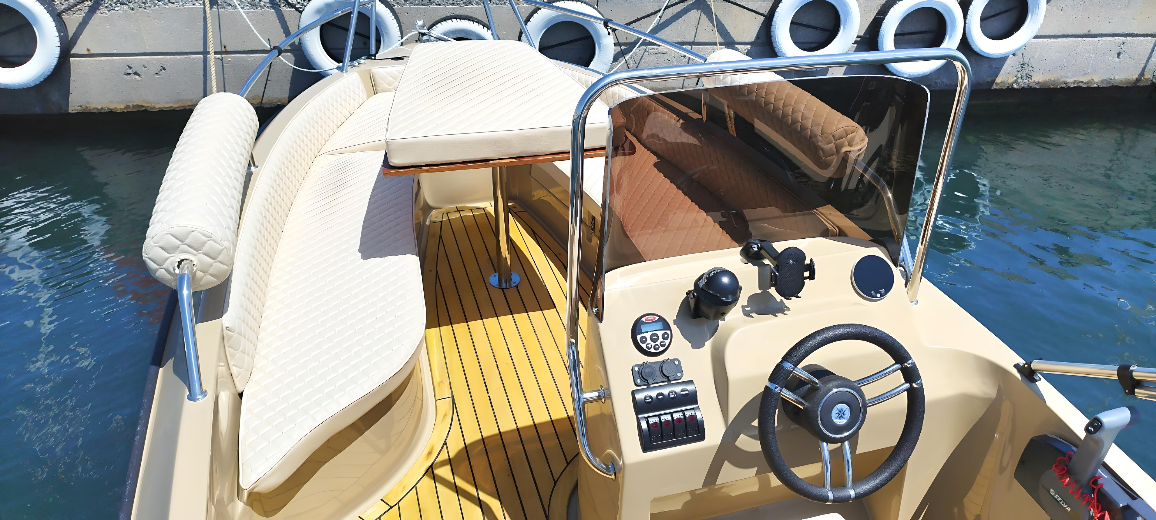 Glam Sea Cobra 495 | Dias