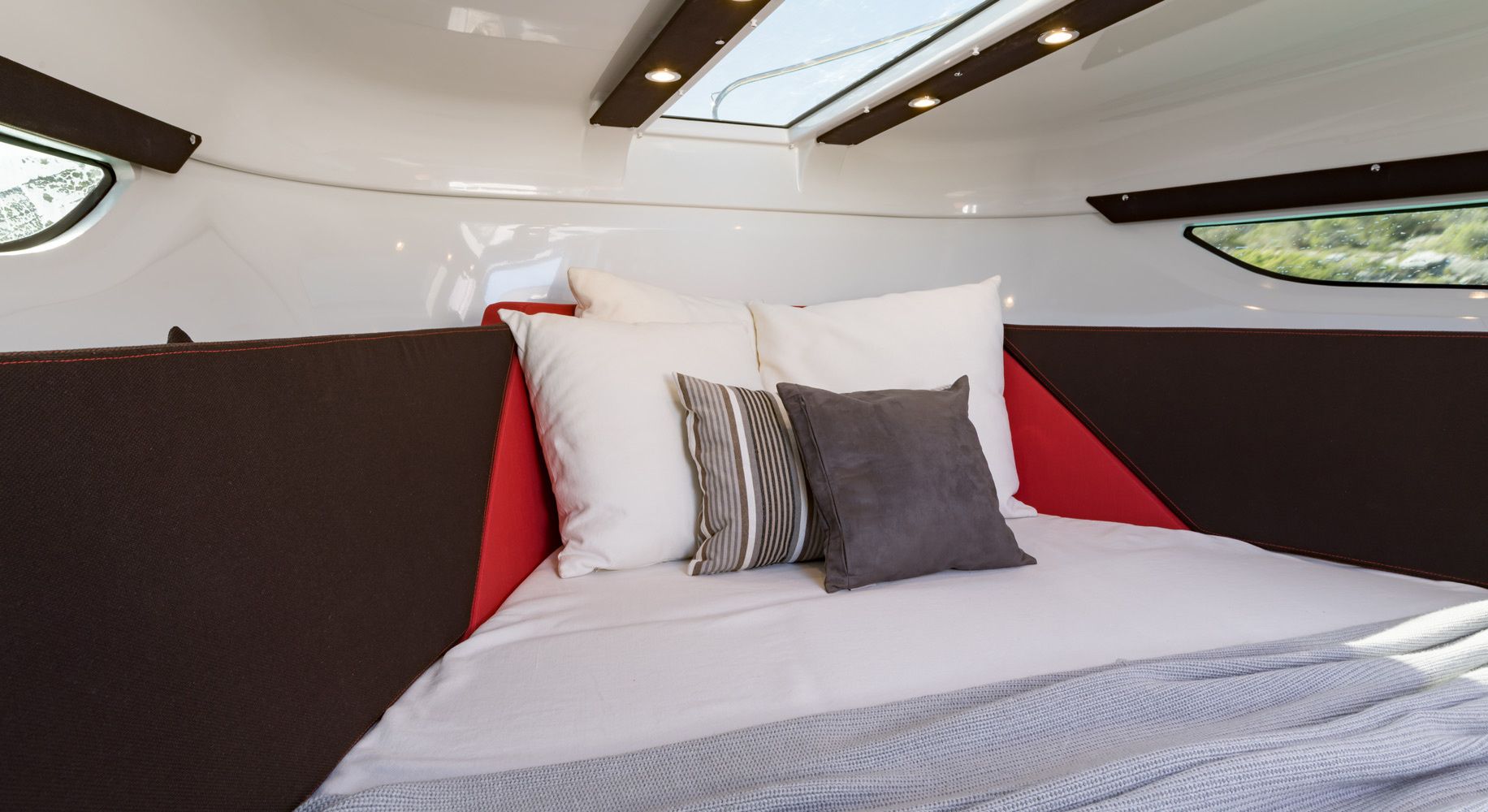 Beneteau Flyer 8.8 Sundeck | Corsica 1