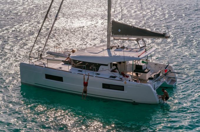 Lagoon 40 | Sache