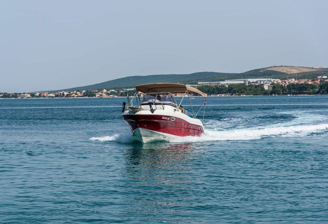 Atlantic Marine Suncruiser 805 | 13