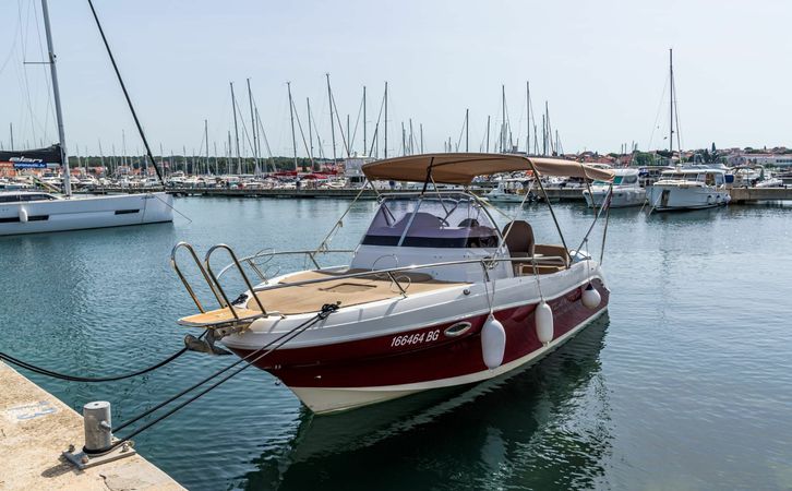 Atlantic Marine Suncruiser 805 | 13