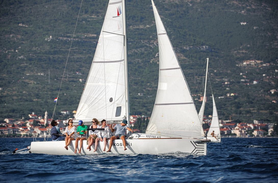 Beneteau First 7.5 | Kasteli