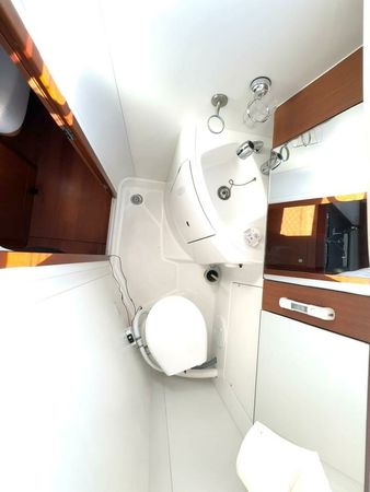Beneteau Oceanis 34 | Finia