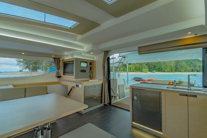 Fountaine Pajot Elba 45 | Chammak Challo