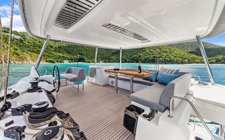 Lagoon 55 | Evenstar