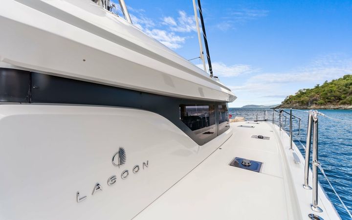 Lagoon 55 | Evenstar