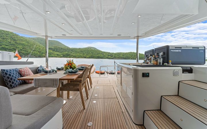 Lagoon 55 | Evenstar