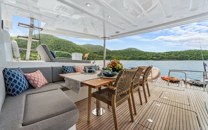 Lagoon 55 | Evenstar