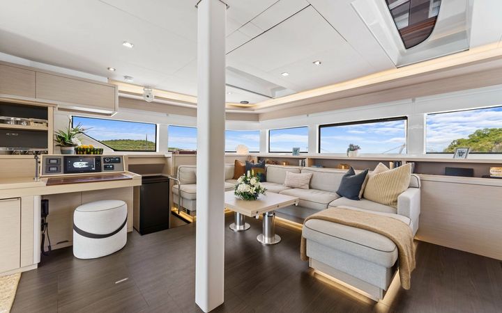 Lagoon 55 | Evenstar