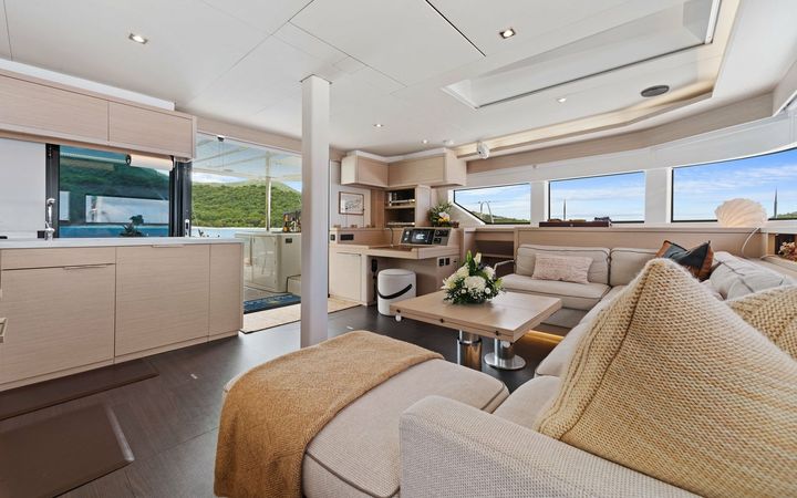 Lagoon 55 | Evenstar