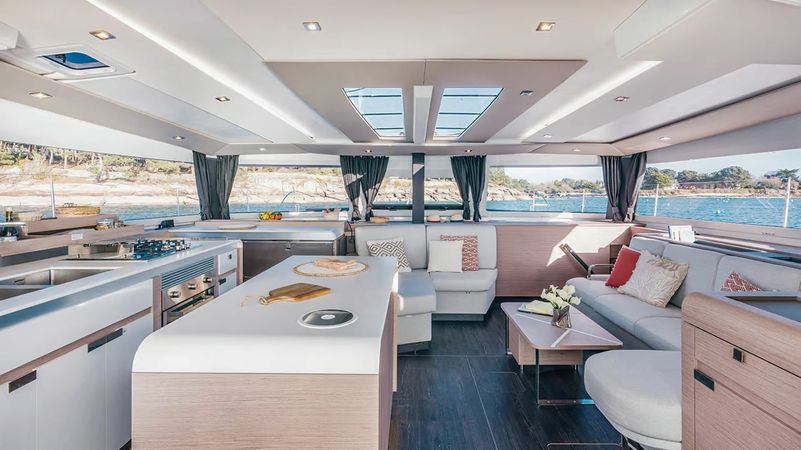Fountaine Pajot Aura 51 | Dede