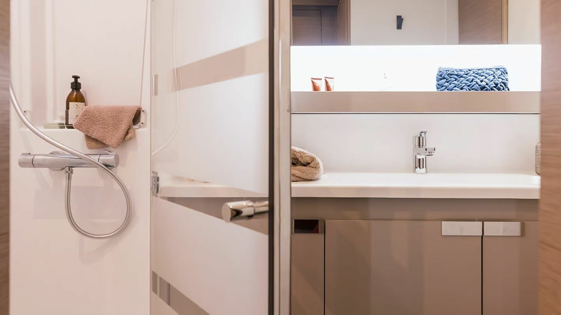 Fountaine Pajot Aura 51 | Dede