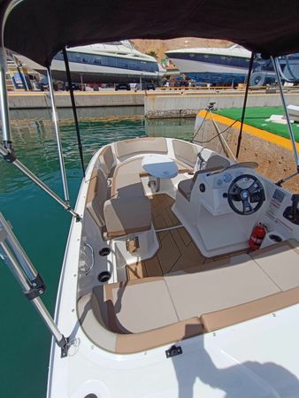 Quicksilver 475 aXess | 24