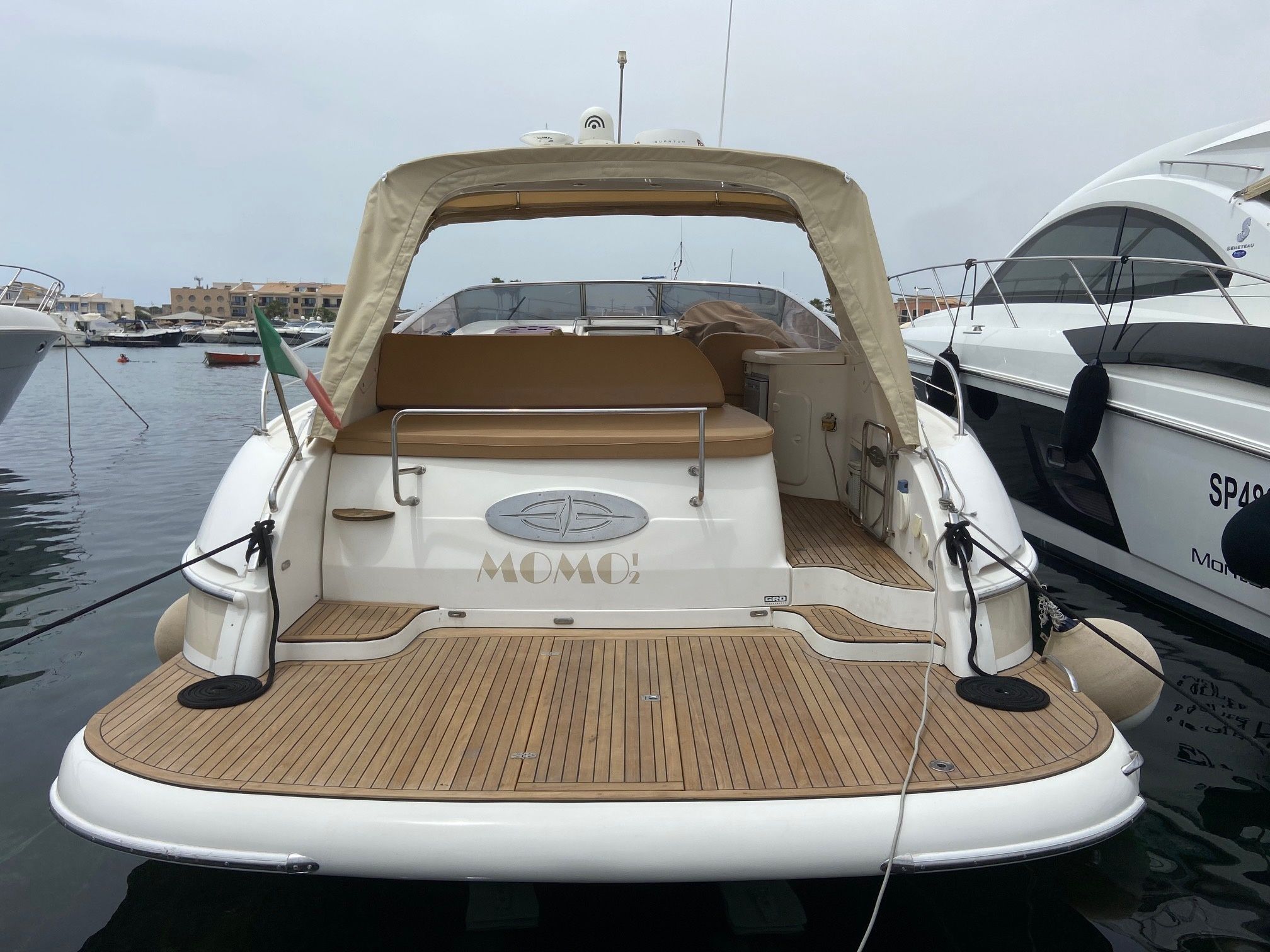 Bavaria Sport 37 | Momo' 2