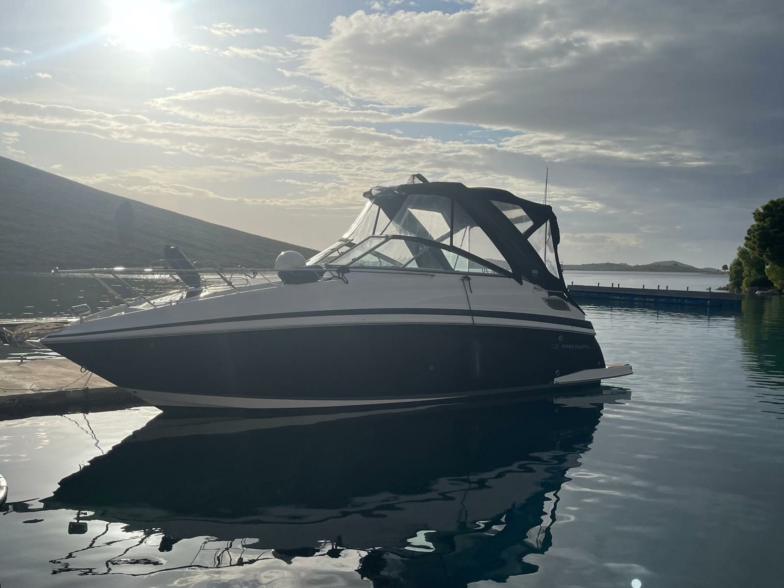 Regal 26 Express | 16