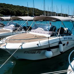 Atlantic Marine Suncruiser 690 | Mery