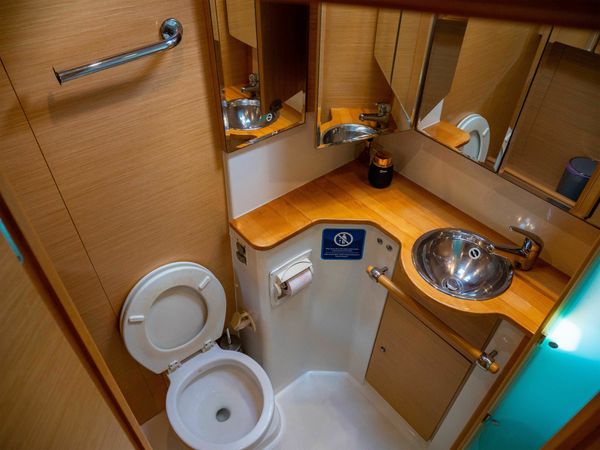 Lagoon 500 | Dome Extreme