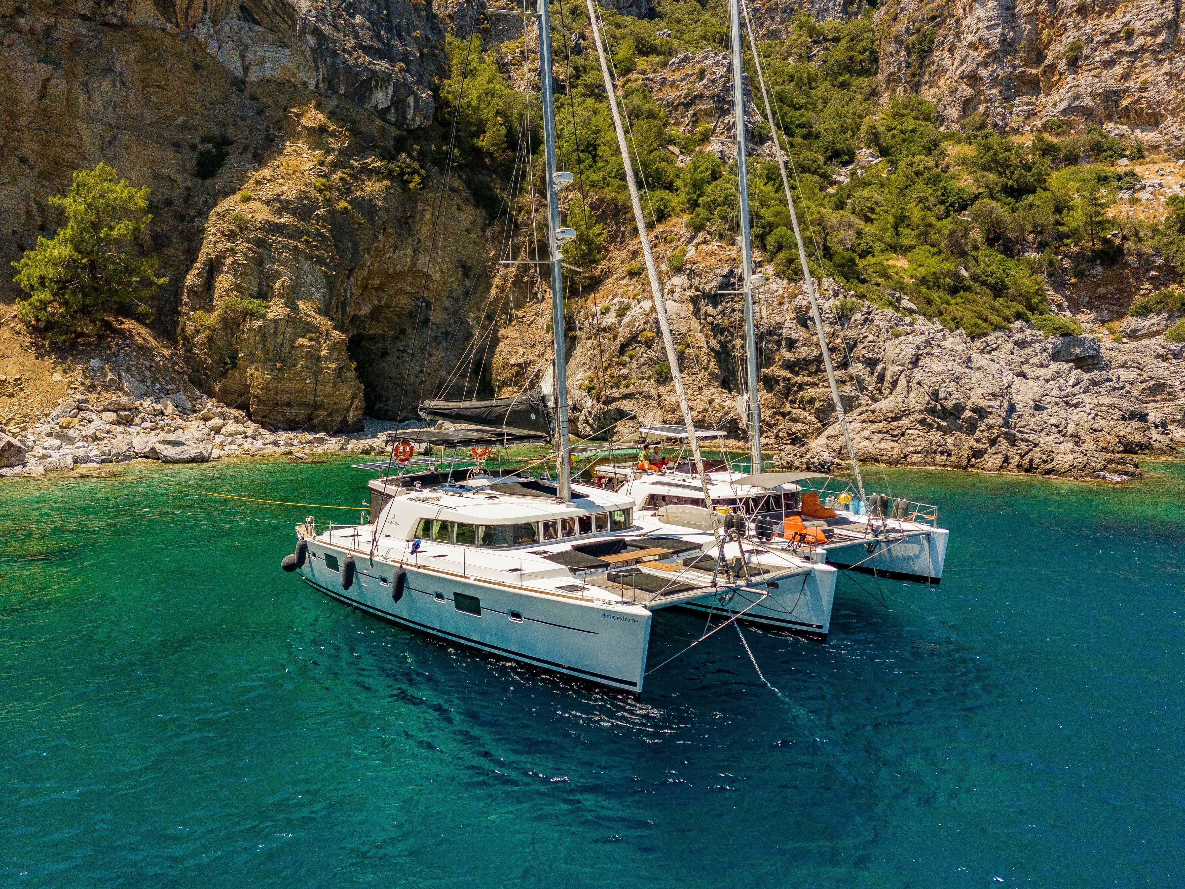 Lagoon 500 | Dome Extreme