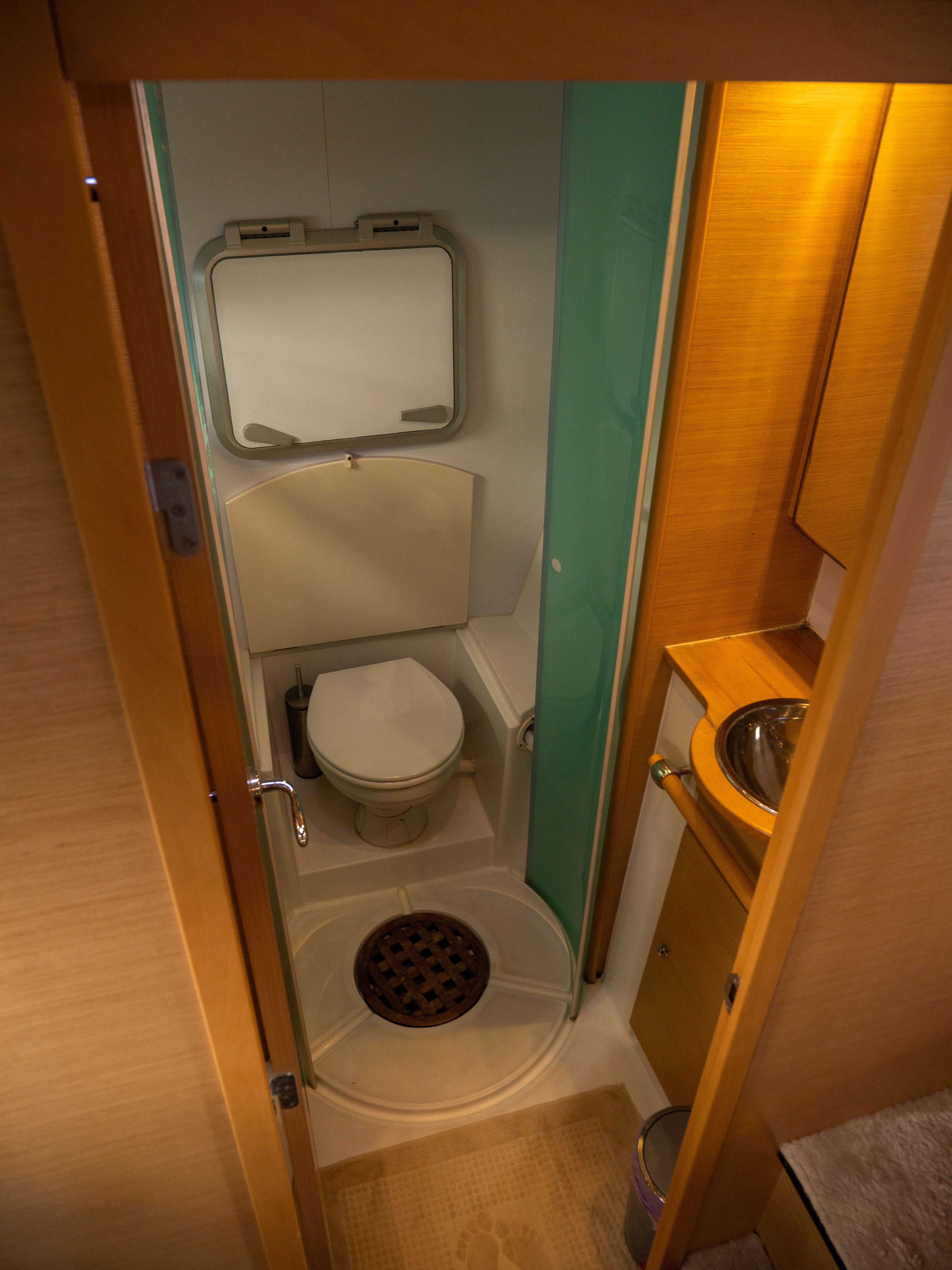 Lagoon 500 | Dome Extreme