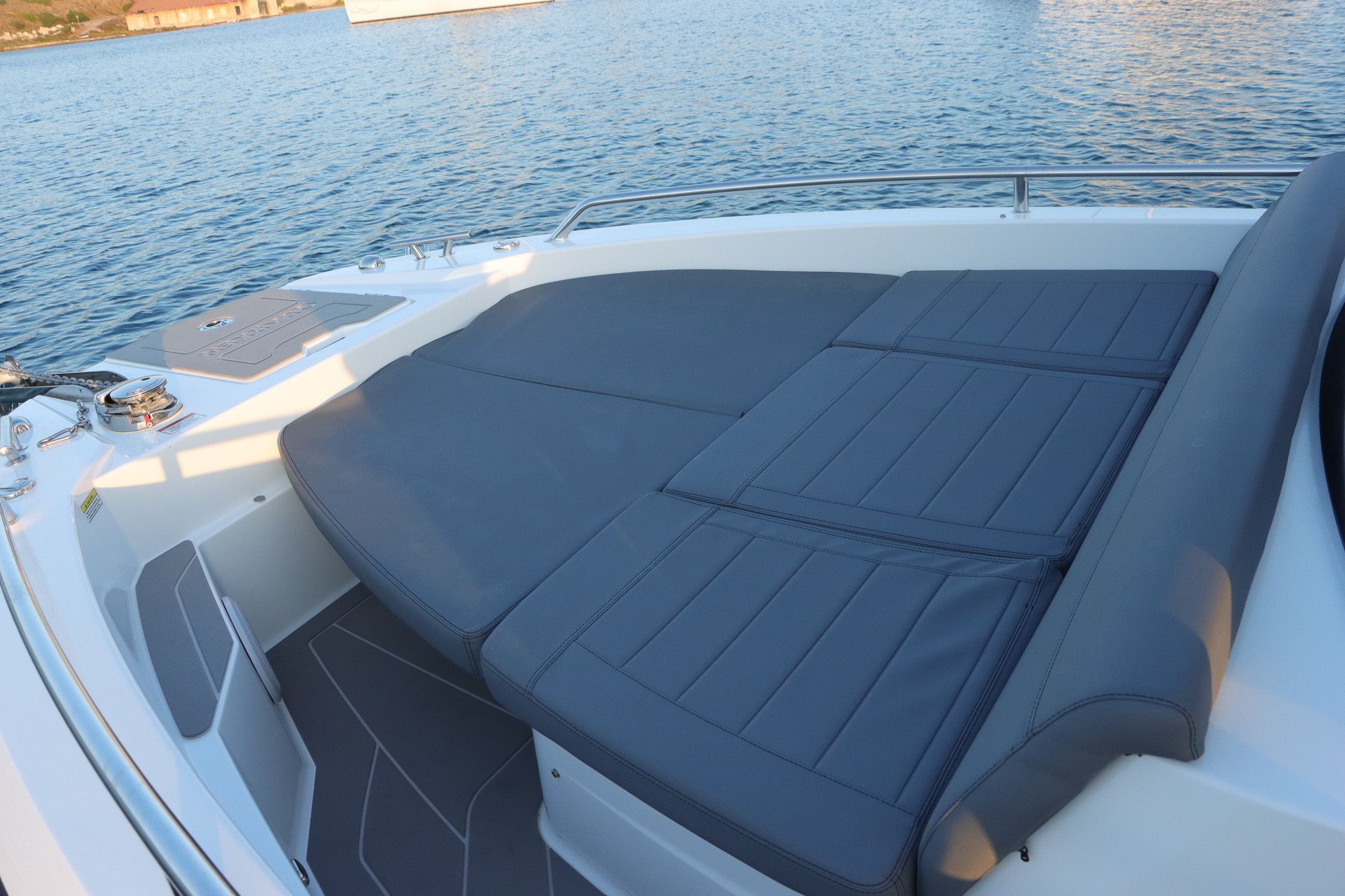 Quarken 27 T-Top | Koi