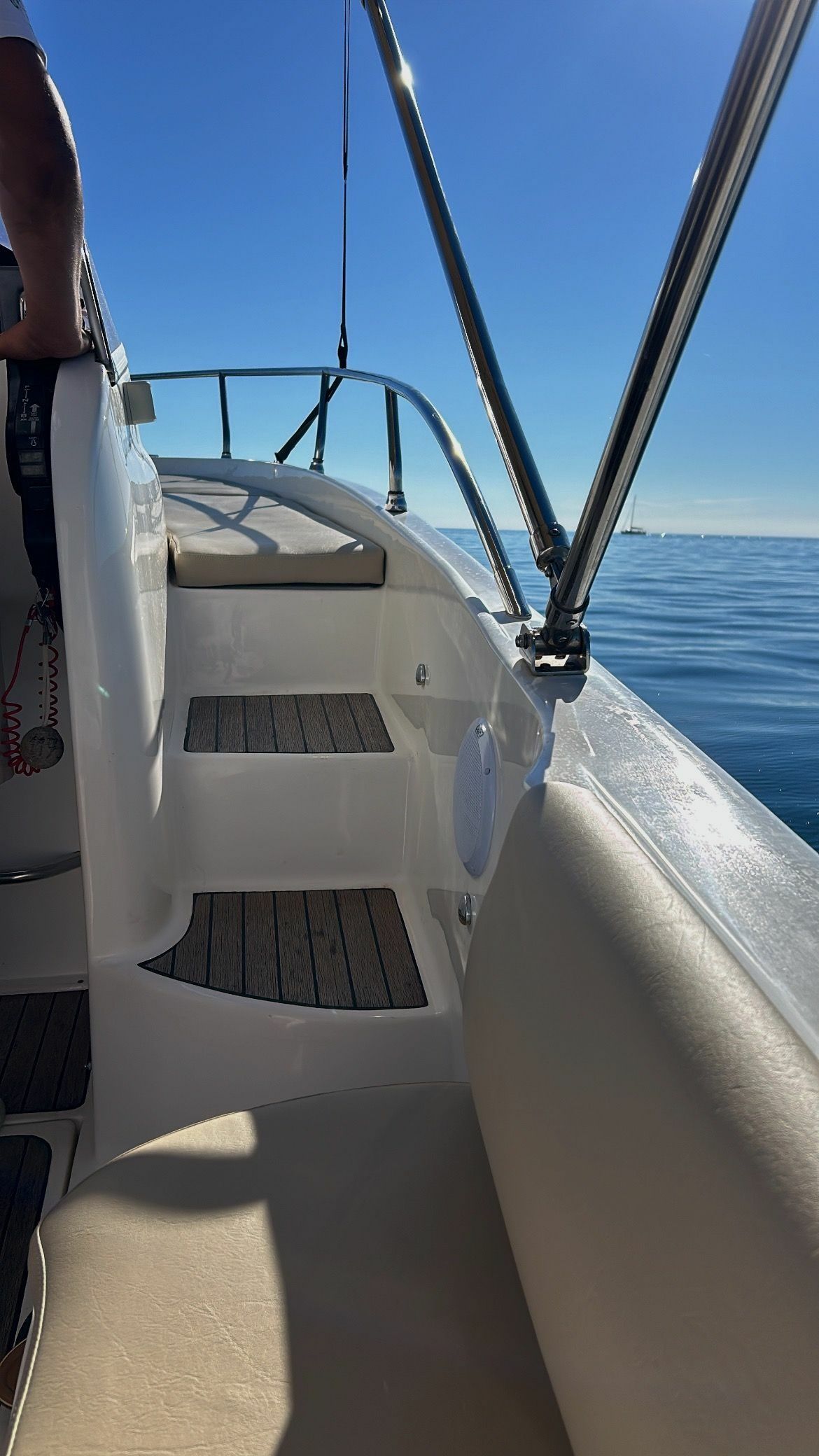Tecnofiber Almar 22 | Sundeck 22