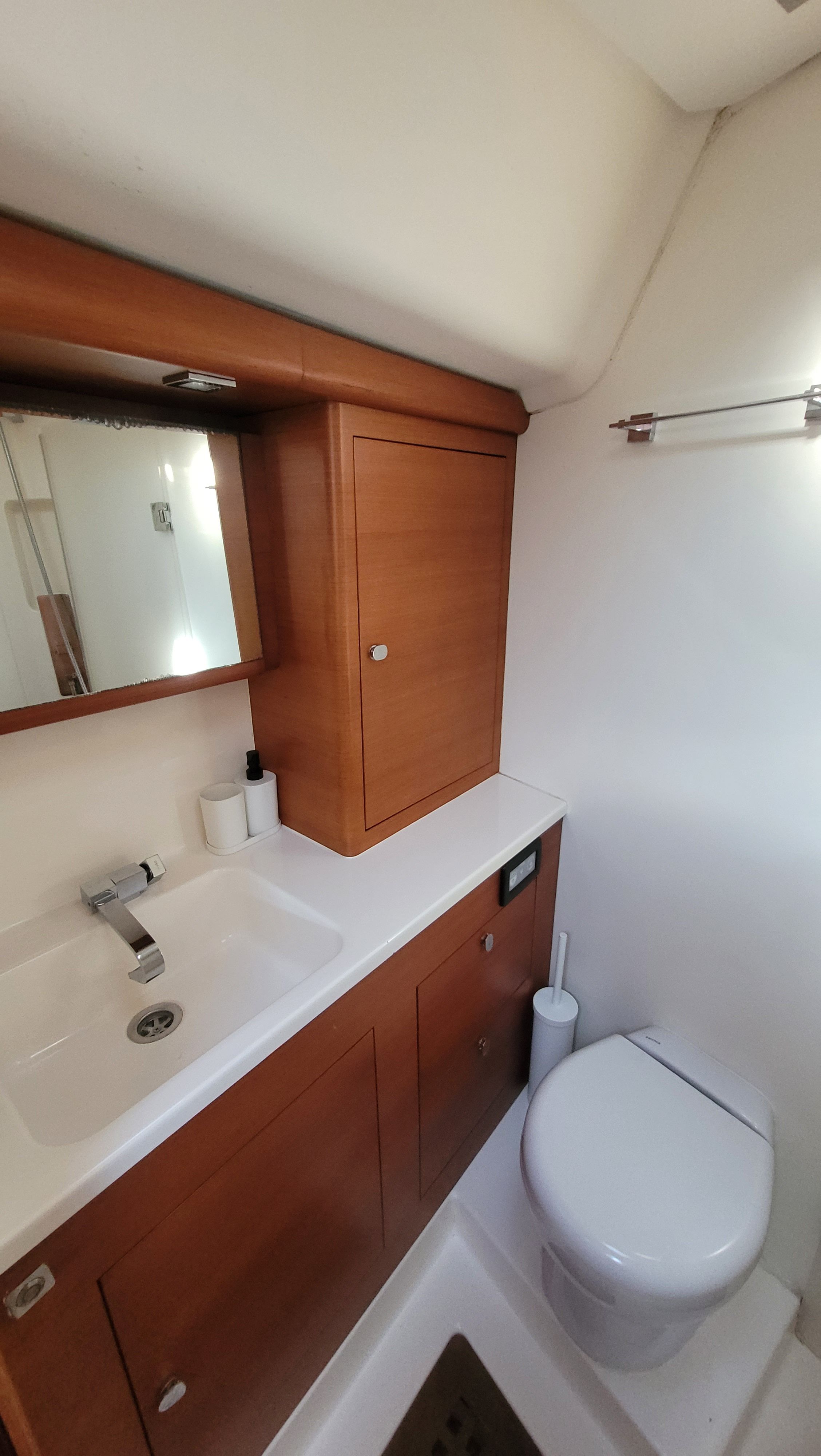 Italia Yachts 13.98 | Papillon