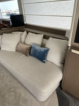 Azimut 66 | Moon light