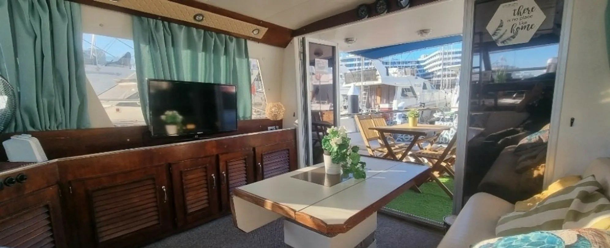 Guy Couach 1400 Fly | Violeta