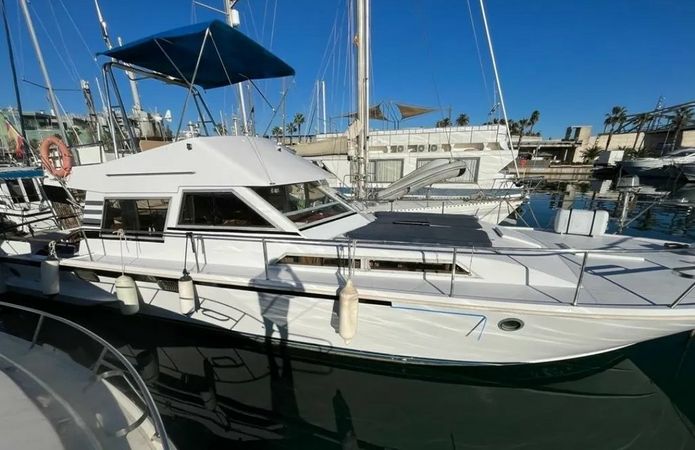 Guy Couach 1400 Fly | Violeta