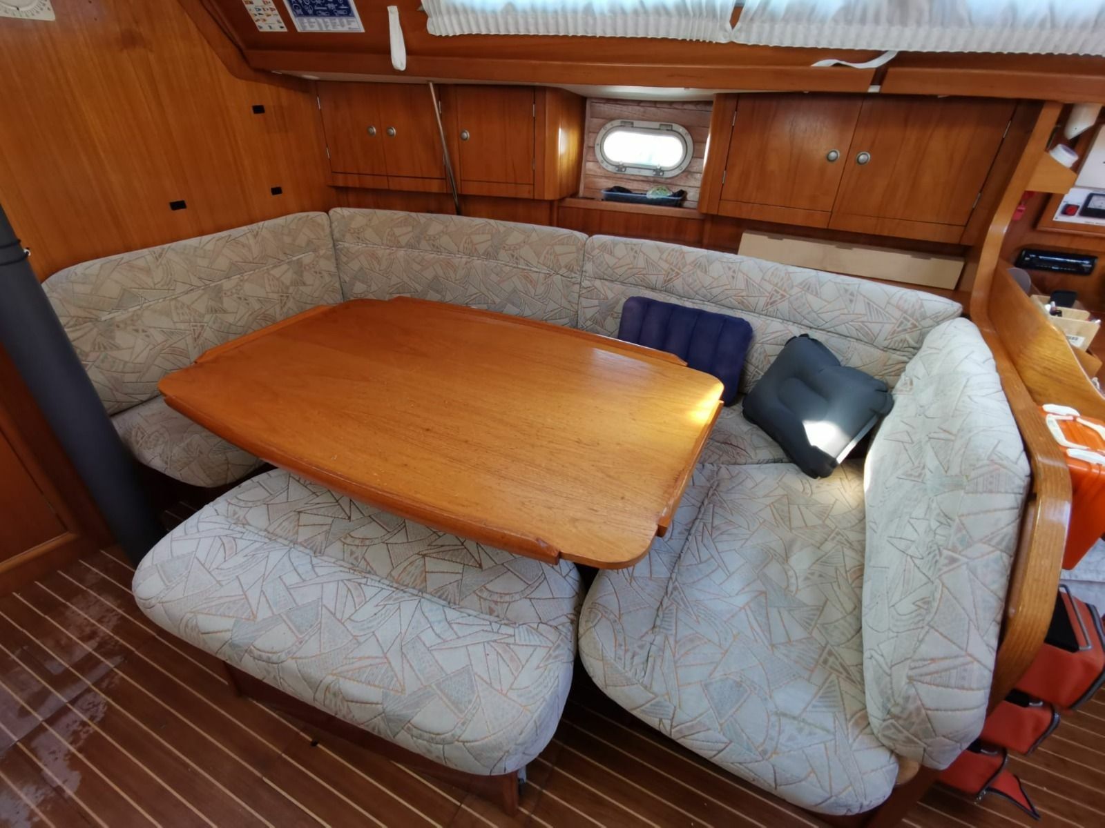 Jeanneau Sun Odyssey 37 | Ilarion B