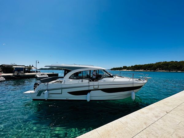 Beneteau Antares 11 | 23