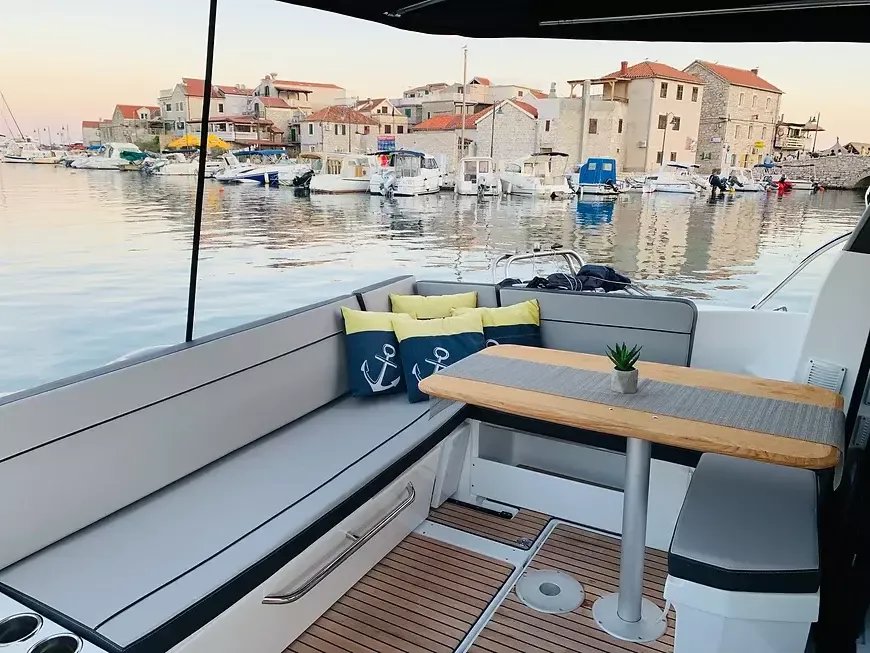 Jeanneau Merry Fisher 1095 | La Belle
