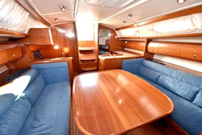 Bavaria Cruiser 36 | Maui