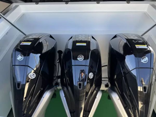 De Antonio D42 Open | Cammon