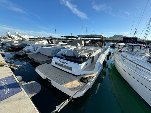 De Antonio D42 Open | Cammon