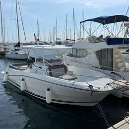 Jeanneau Cap Camarat 9.0 CC | 4 Ever