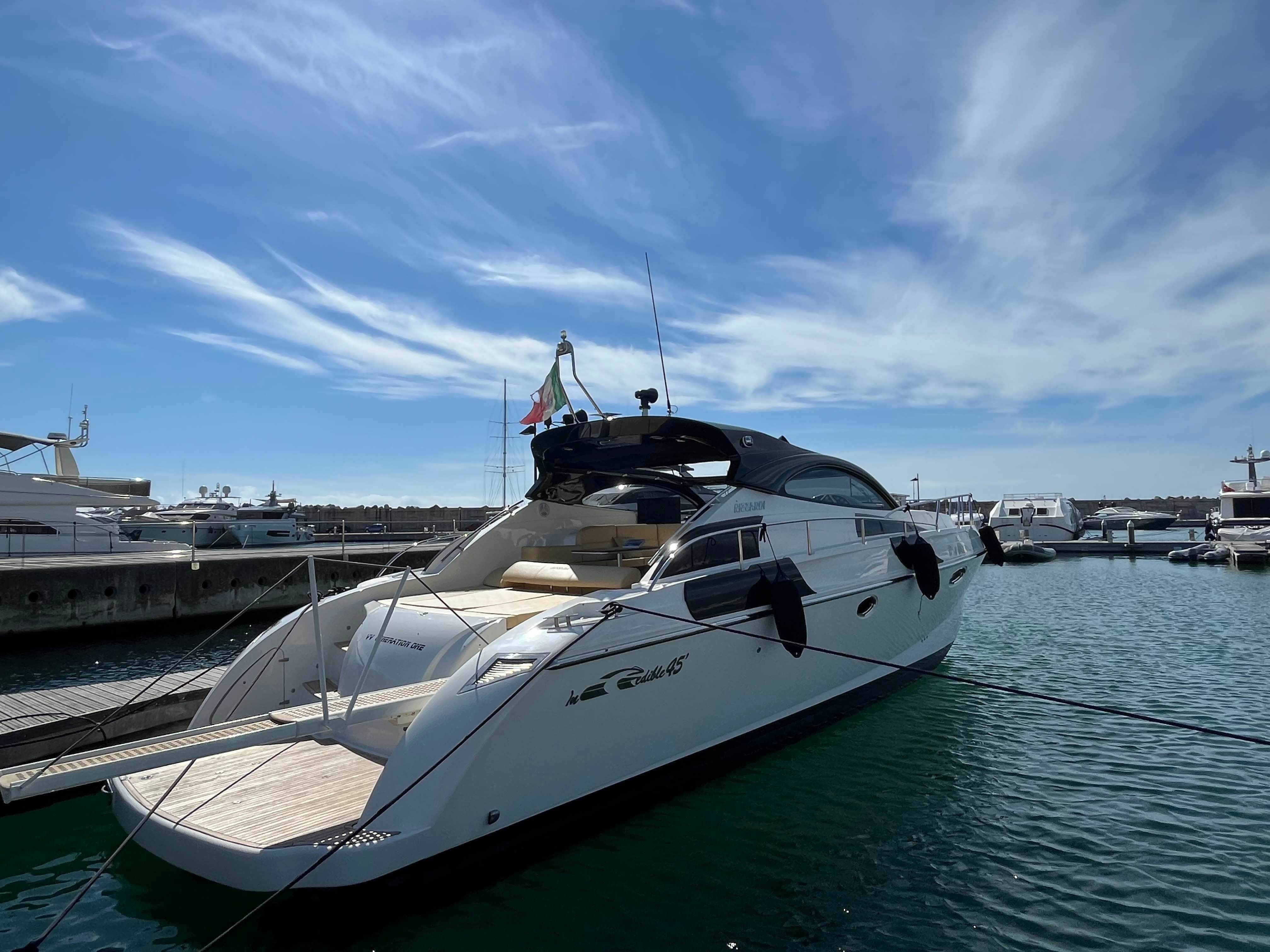 Rizzardi 45 Incredible | One Love